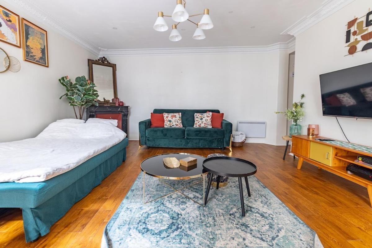Appartement 2 Etages Paris - Metro 9 Grands Boulevards - Folies Bergeres Exterior photo