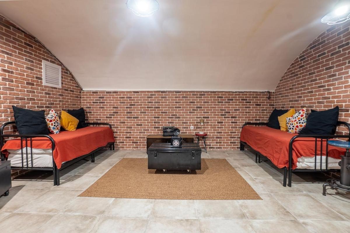 Appartement 2 Etages Paris - Metro 9 Grands Boulevards - Folies Bergeres Exterior photo