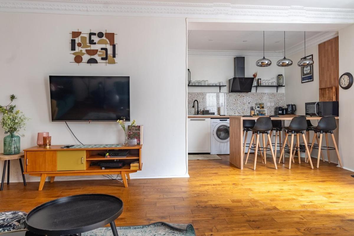 Appartement 2 Etages Paris - Metro 9 Grands Boulevards - Folies Bergeres Exterior photo